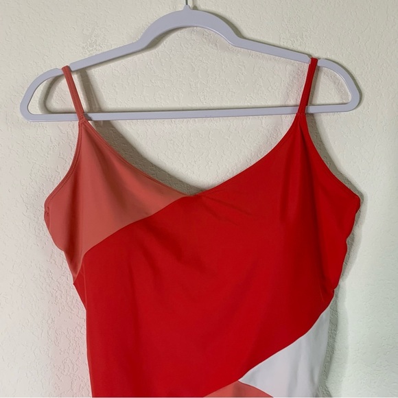 Summersalt Womens the Marina one piece swimsuit 14 - Picture 4 of 9